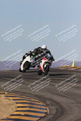 media/Dec-15-2023-Apex Assassins (Fri) [[91f19fb1c7]]/Trackday 2/Session 3 (Turns 9 and 10)/